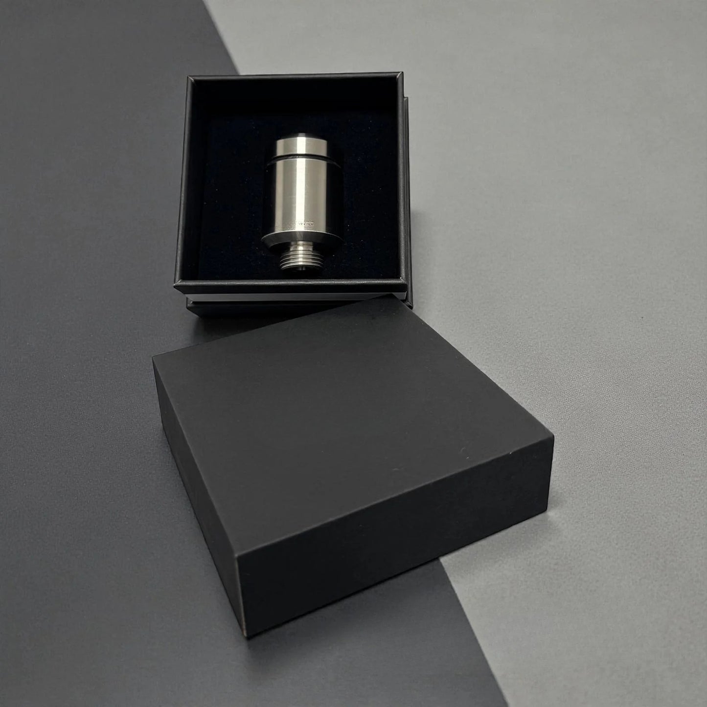 Premium portable microplastic filter for shower: Innovative Nano Bubble System for Showering  Fully portable – set it up anywhere in under 3 minutes !  Nano bubbles for your healthier skin with 10 years of warranty and no microplastics.